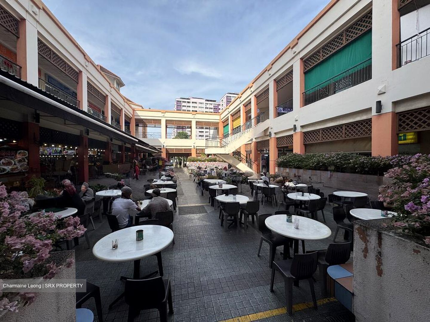 Hougang Green Shopping Mall (D19), Shop House #499100371